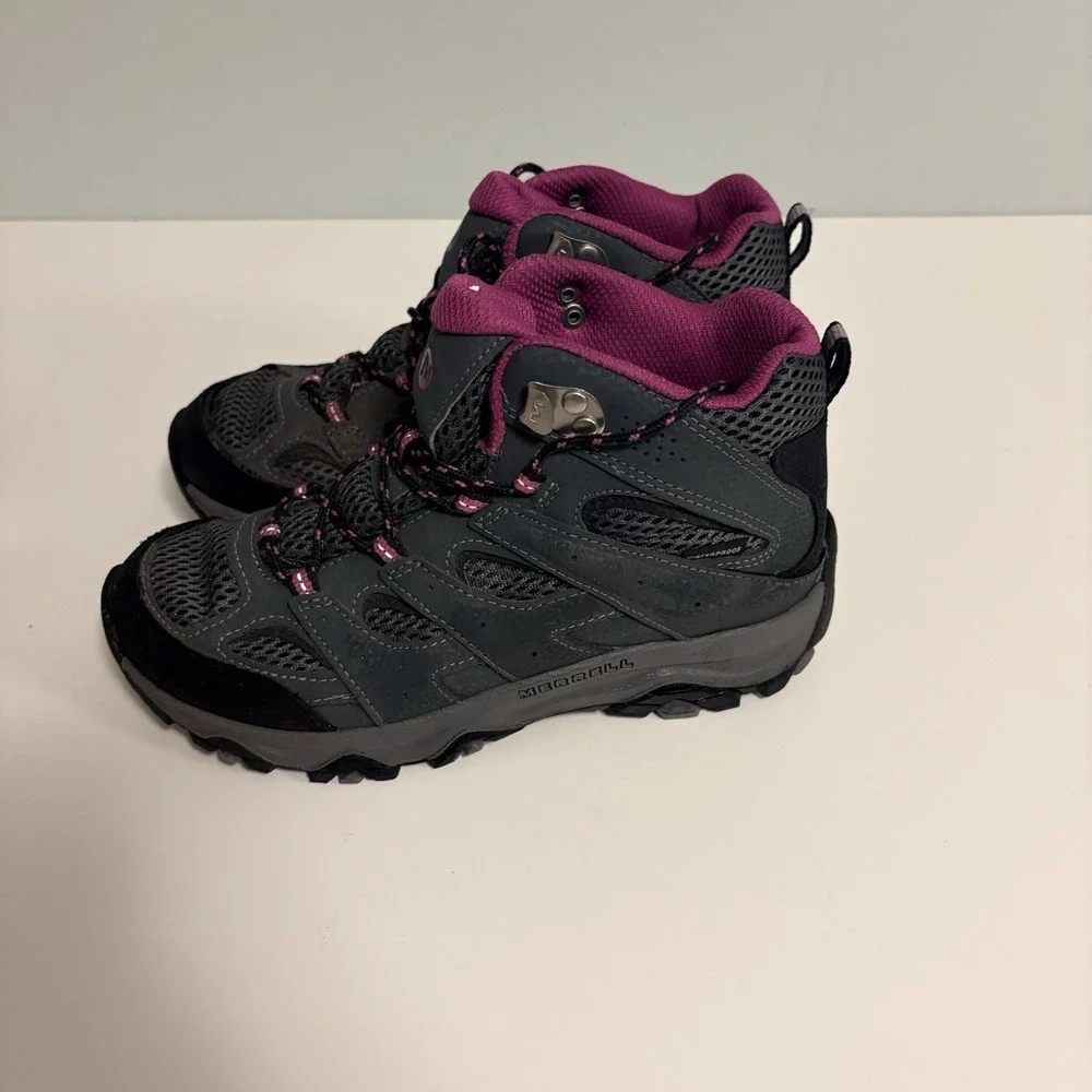 Merrell moab mid